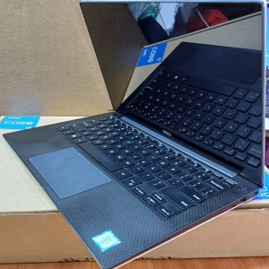 DELL XPS 9350 Corei5 6th gen 8GB 256SSD Touch Screen 13inch